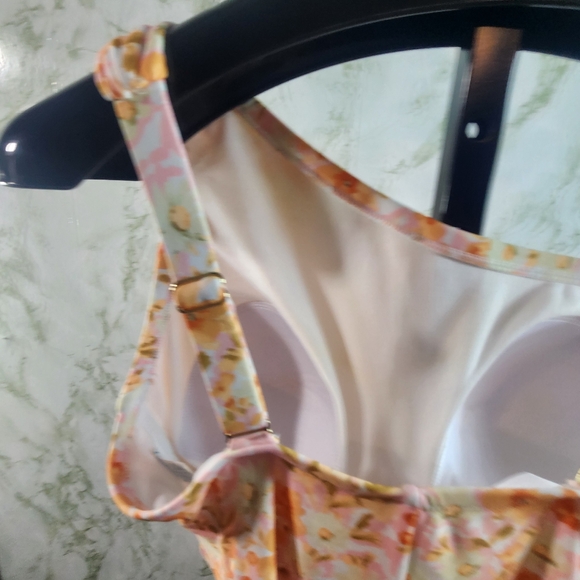 Kona Sol Beautiful Floral 1 Piece Swimsuit - Picture 7 of 12